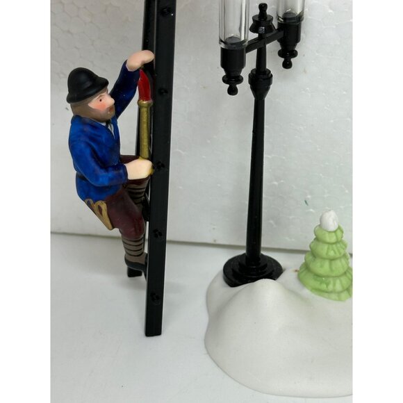 VTG Dept 56 Lamplighter Accessory Heritage Village w/ Box 4" Christmas Displays - Picture 4 of 7